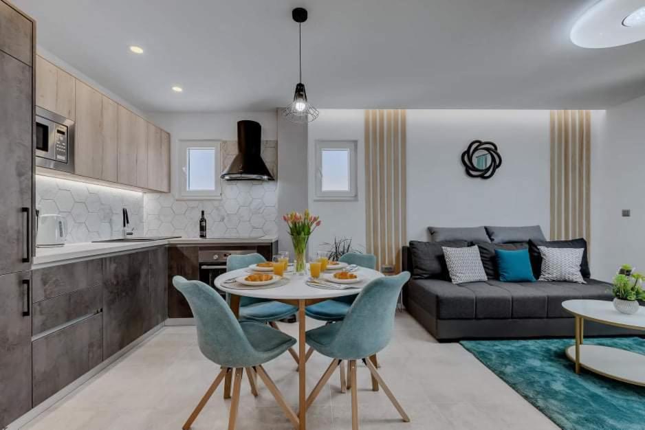 Apartments Rose Baška Voda Екстериор снимка