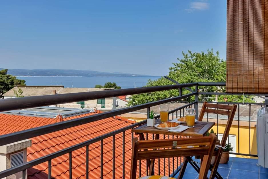 Apartments Rose Baška Voda Екстериор снимка